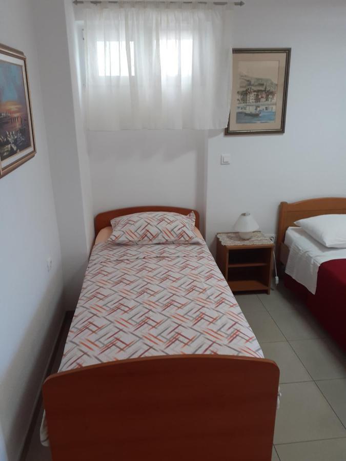 מאקרסקה Apartments Andrijasevic מראה חיצוני תמונה