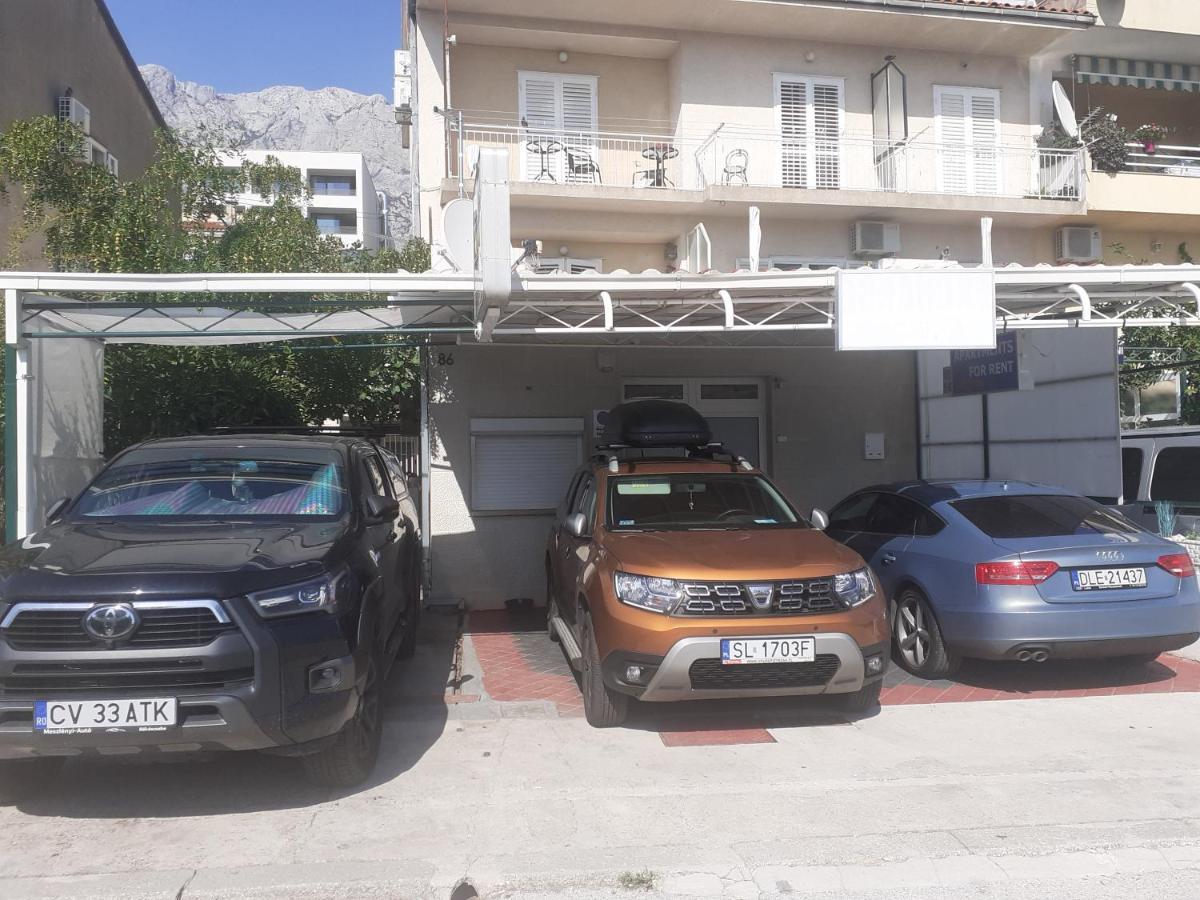 מאקרסקה Apartments Andrijasevic מראה חיצוני תמונה