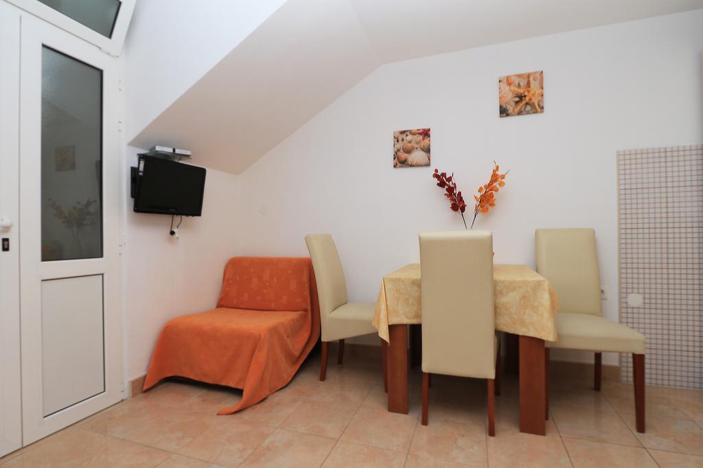 מאקרסקה Apartments Andrijasevic מראה חיצוני תמונה