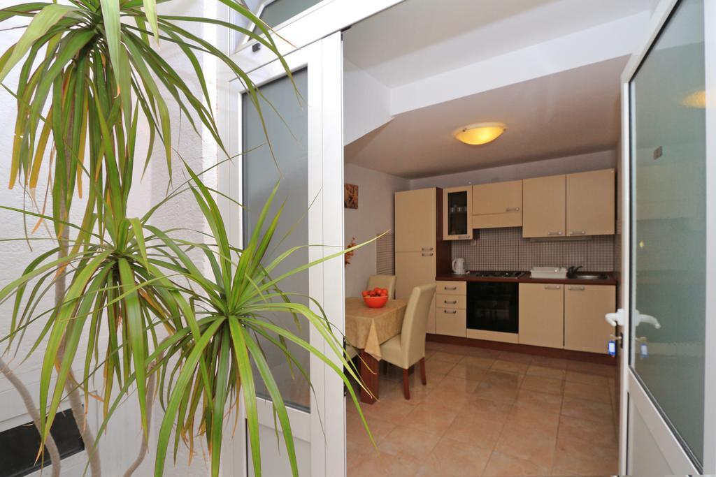 מאקרסקה Apartments Andrijasevic מראה חיצוני תמונה