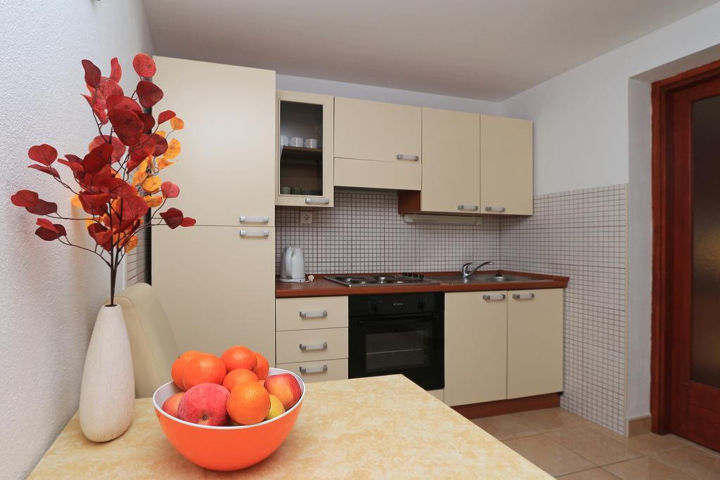 מאקרסקה Apartments Andrijasevic מראה חיצוני תמונה