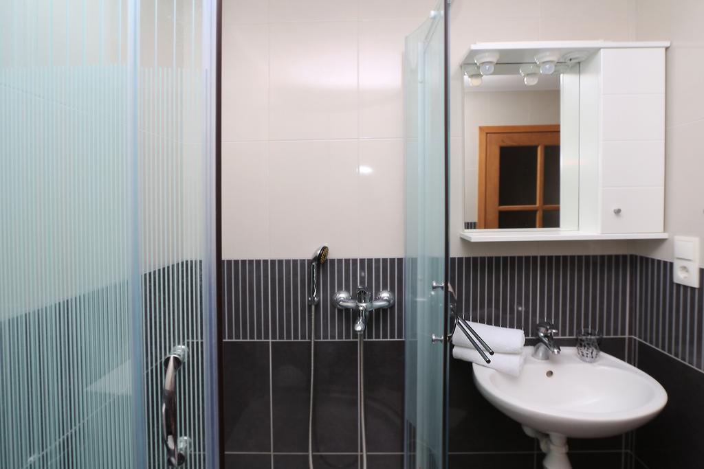 מאקרסקה Apartments Andrijasevic מראה חיצוני תמונה