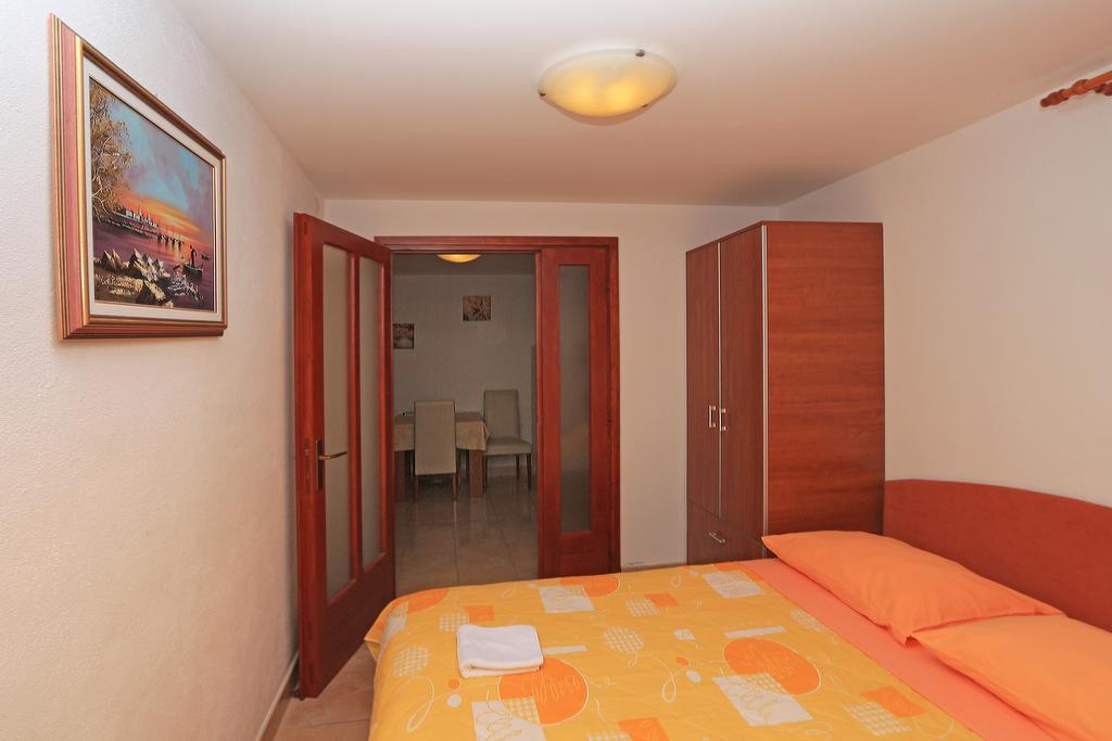 מאקרסקה Apartments Andrijasevic מראה חיצוני תמונה
